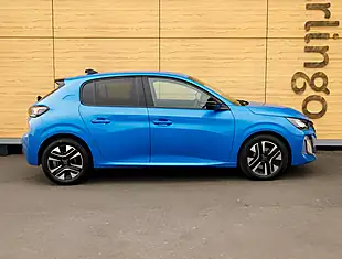 Used 2026 Peugeot 208 Allure S/S Vertigo Blue - Interior and Exterior details 11