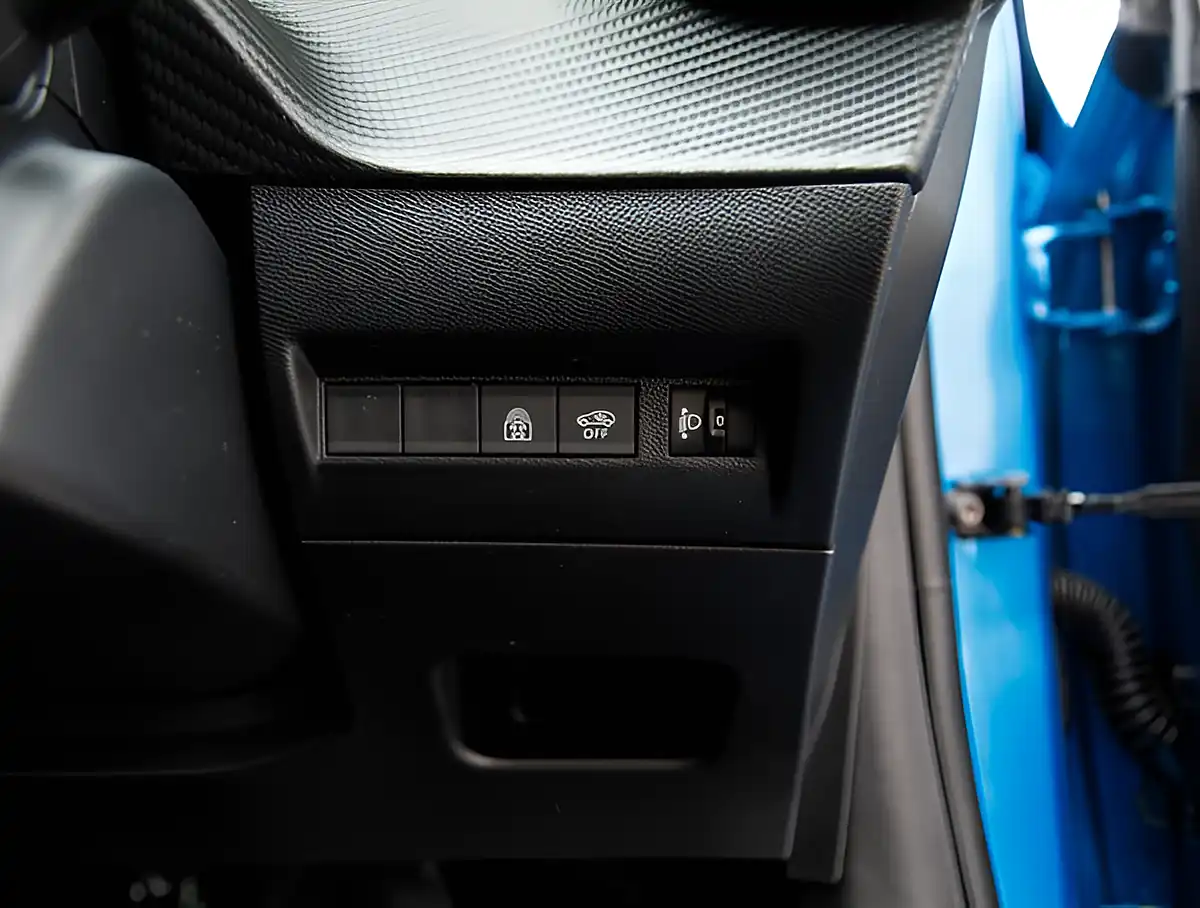 Used 2026 Peugeot 208 Allure S/S Vertigo Blue - Interior and Exterior details 13