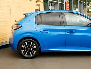 Used 2026 Peugeot 208 Allure S/S Vertigo Blue - Interior and Exterior details 7