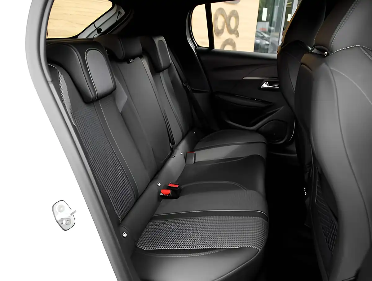 Used 2026 Peugeot 208 GT White - Interior and Exterior details 19