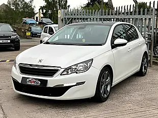 Used 2026 Peugeot 308 Active White - Interior and Exterior details 3