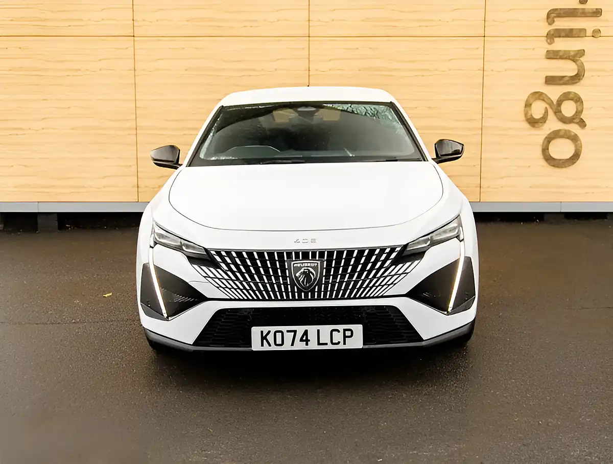 Used 2026 Peugeot 408 GT White - Interior and Exterior details 5