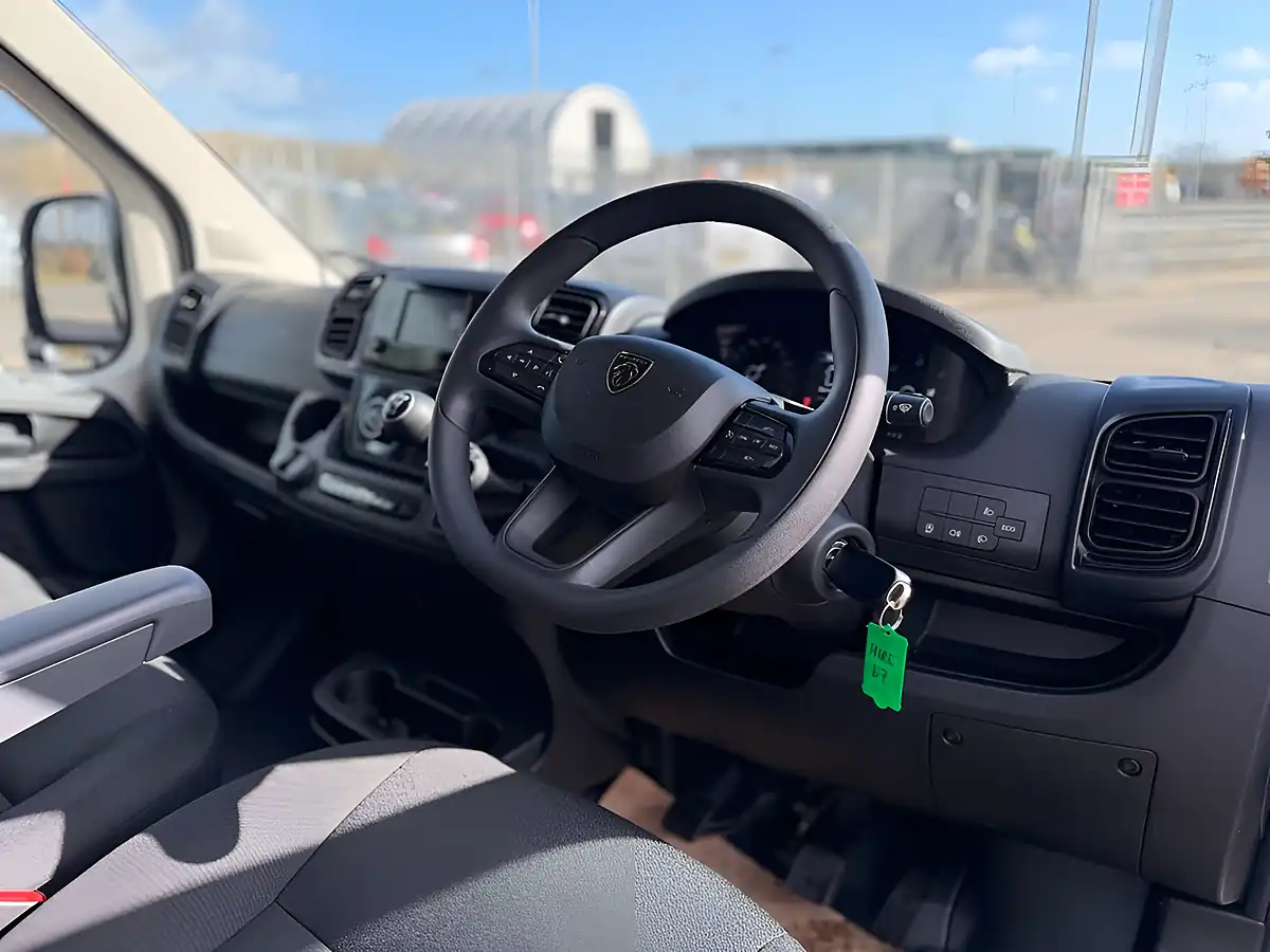 Used 2026 Peugeot Boxer Professional Grey - Interior and Exterior details 12