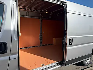 Used 2026 Peugeot Boxer Professional Grey - Interior and Exterior details 6