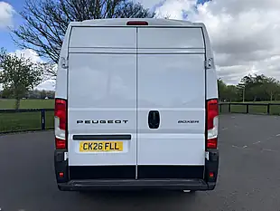 Used 2026 Peugeot Boxer Professional White - Interior and Exterior details 6