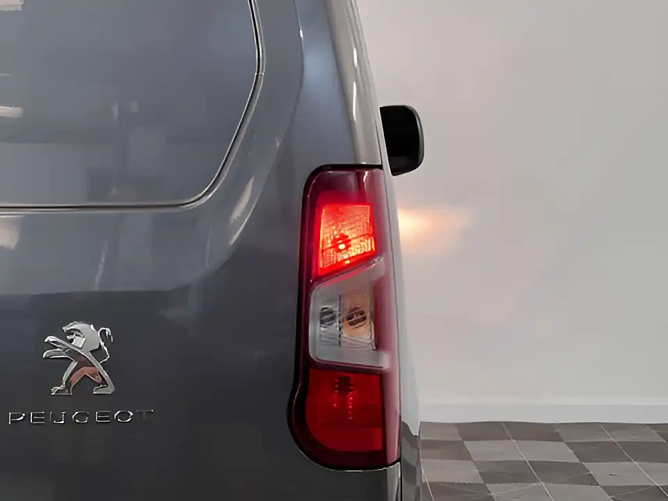 Used 2026 Peugeot Partner Professional L1 Blue Grey - Interior and Exterior details 18