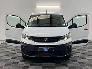 Used 2026 Peugeot Partner Professional L2 White - Interior and Exterior details 14