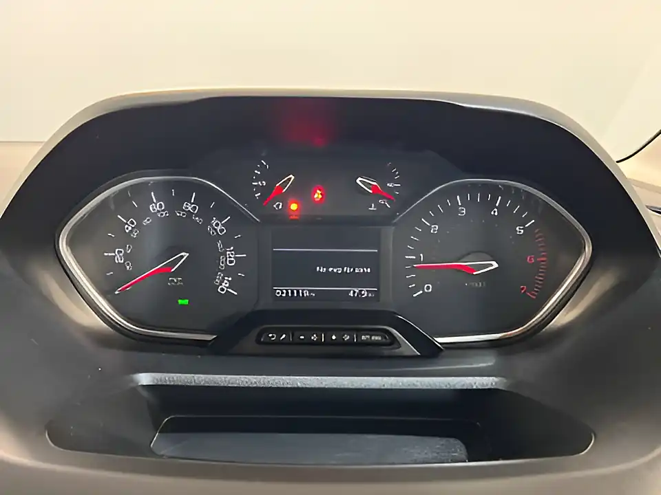 Used 2026 Peugeot Partner Professional Premium+ Cumulus Grey - Interior and Exterior details 12