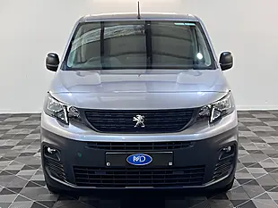 Used 2026 Peugeot Partner Professional Premium+ Cumulus Grey - Interior and Exterior details 9