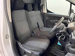 Used 2026 Peugeot Partner Professional Premium+ Ice White - Interior and Exterior details 10