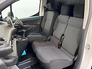 Used 2026 Peugeot Partner Professional Premium+ Ice White - Interior and Exterior details 11