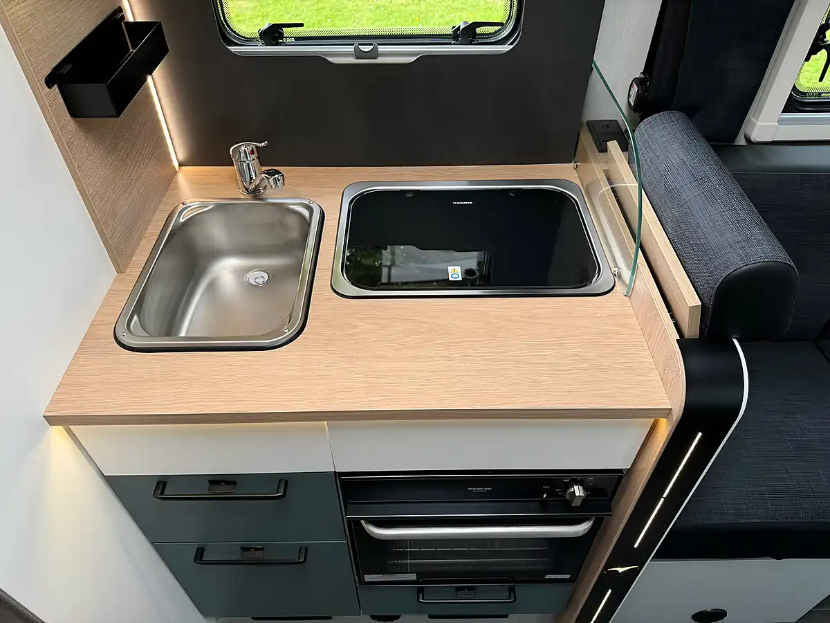 Used 2026 Pilote Atlas Edition 650 - Interior and Exterior details 13