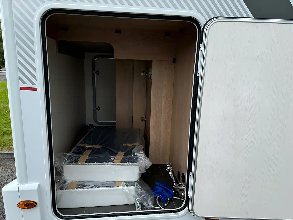 Used 2026 Pilote Atlas Edition 650 - Interior and Exterior details 7