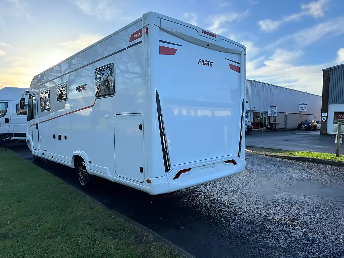Used 2026 Pilote G740FC Evidence - Interior and Exterior details 5