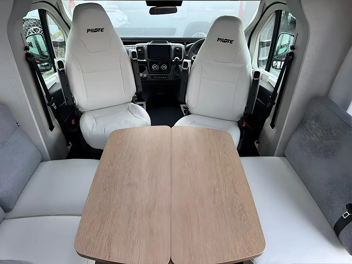 Used 2026 Pilote P740FC Evidence - Interior and Exterior details 12