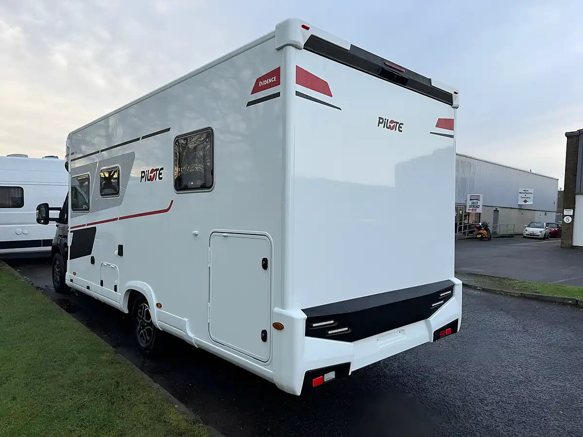Used 2026 Pilote P740FC Evidence - Interior and Exterior details 5