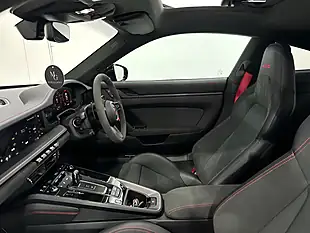 Used 2026 Porsche 911 Carrera Gts Black - Interior and Exterior details 15