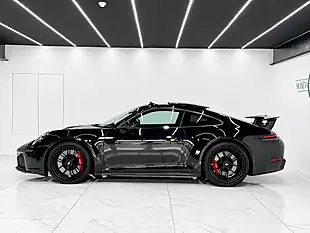 Used 2026 Porsche 911 Carrera Gts Black - Interior and Exterior details 3