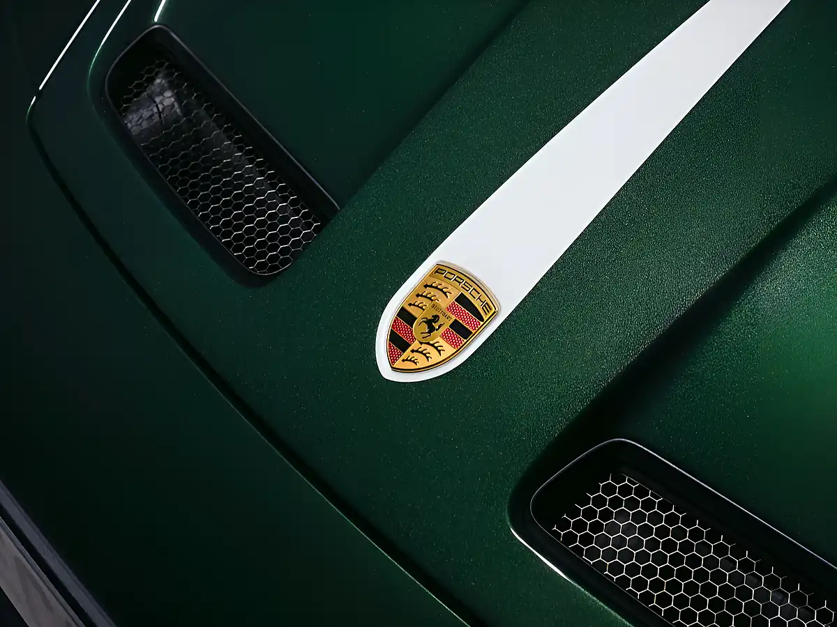 Used 2026 Porsche 911 GT3 Earls Court 51 Edition Earls Court Green - Interior and Exterior details 18