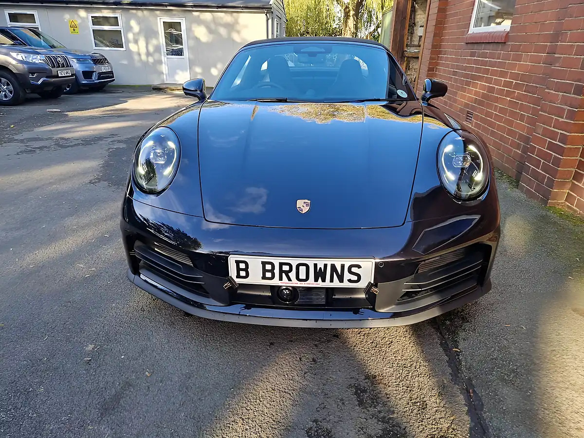 Used 2026 Porsche 911 Targa 4S Jet Black - Interior and Exterior details 5