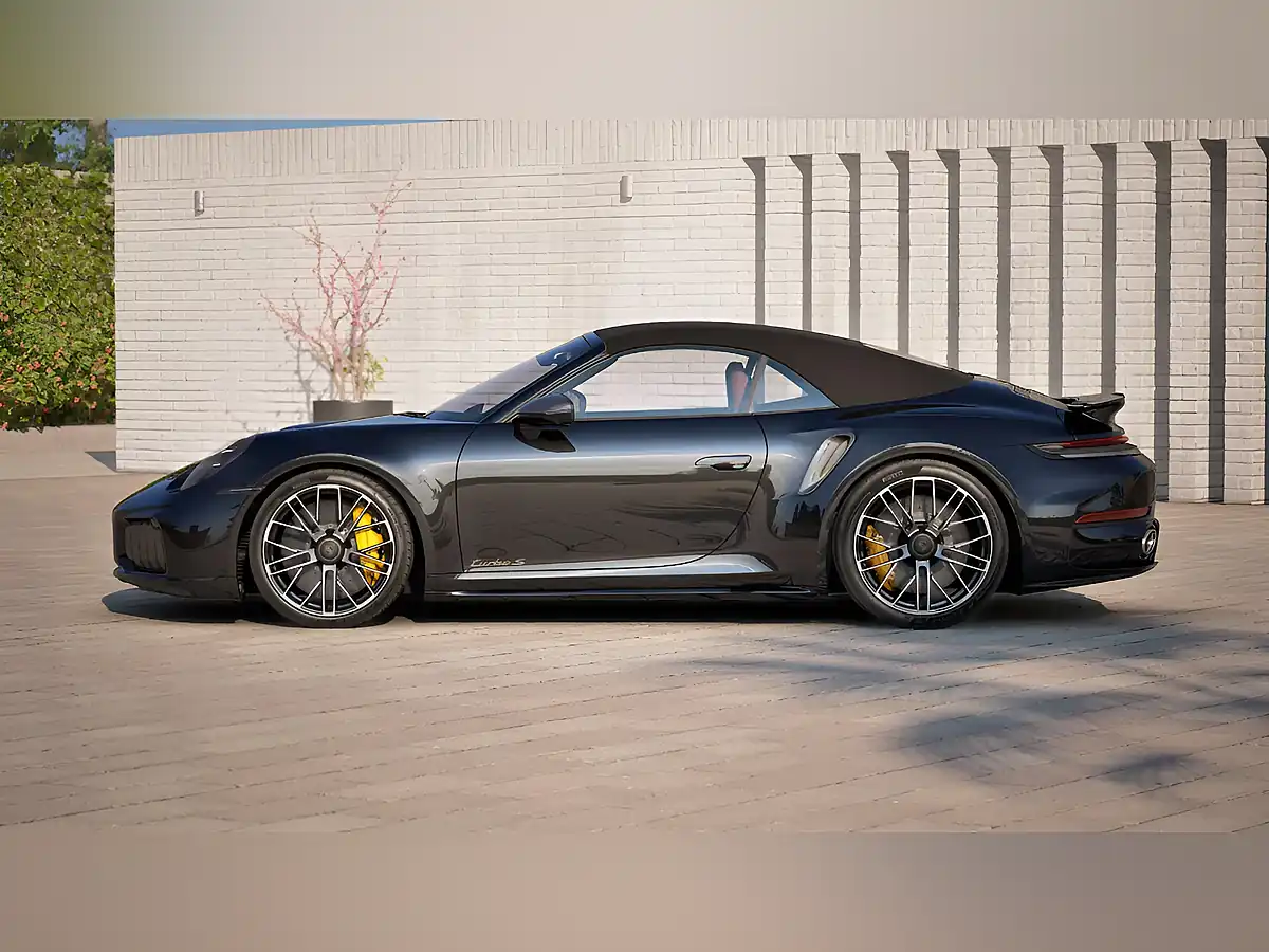 Used 2026 Porsche 911 Turbo S Jet Black - Interior and Exterior details 3