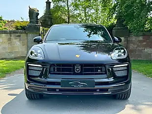 Used 2026 Porsche Macan Gts Jet Black - Interior and Exterior details 2