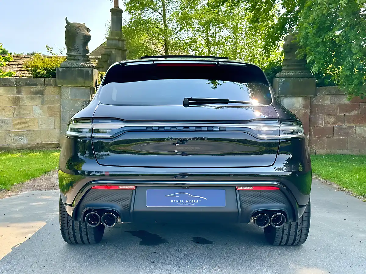 Used 2026 Porsche Macan Gts Jet Black - Interior and Exterior details 5