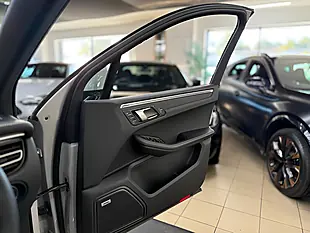 Used 2026 Porsche Macan T Grey - Interior and Exterior details 13