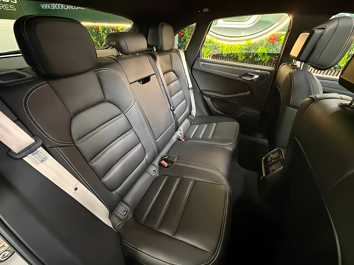 Used 2026 Porsche Macan T Grey - Interior and Exterior details 15