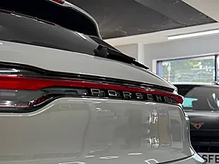 Used 2026 Porsche Macan T Grey - Interior and Exterior details 19