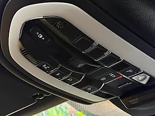 Used 2026 Porsche Macan T [top Sepc Macan] Grey - Interior and Exterior details 11