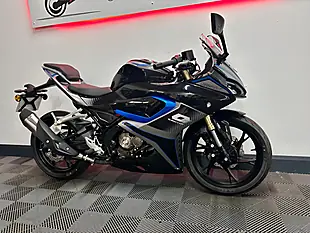 Used 2026 Qjmotor Srk 125 R Super Sports Black - Interior and Exterior details 5