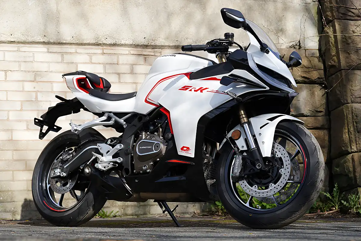 Used 2026 Qjmotor Srk 421 Rr Red/Silver - Interior and Exterior details 13