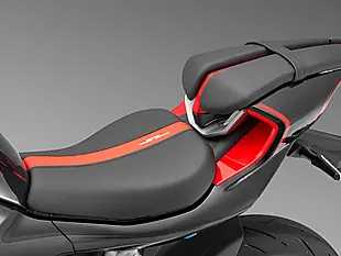 Used 2026 Qjmotor Srk 421 Rr Red/Silver - Interior and Exterior details 18