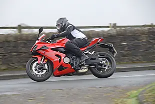Used 2026 Qjmotor Srk 800 Rr Red/Silver - Interior and Exterior details 11