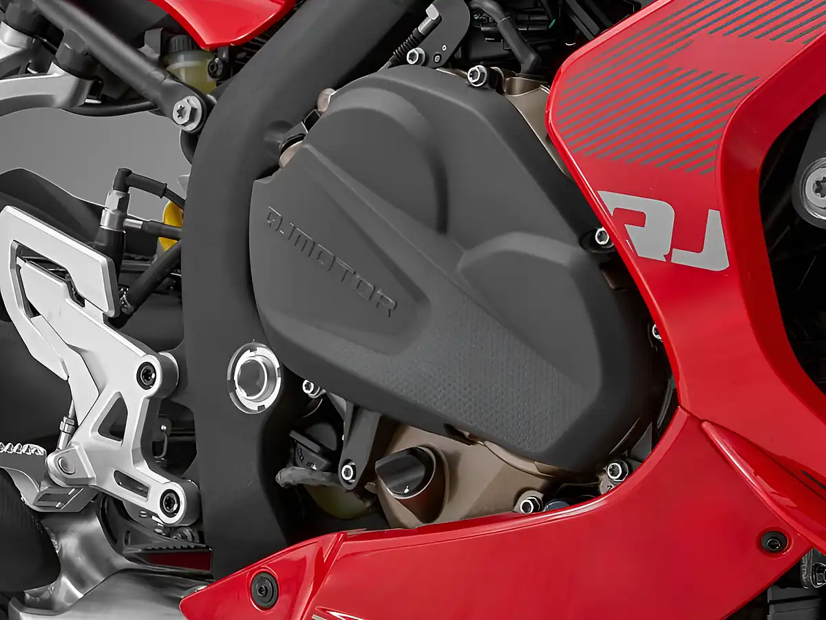 Used 2026 Qjmotor Srk 800 Rr Red/Silver - Interior and Exterior details 15