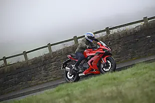 Used 2026 Qjmotor Srk 800 Rr Red/Silver - Interior and Exterior details 5