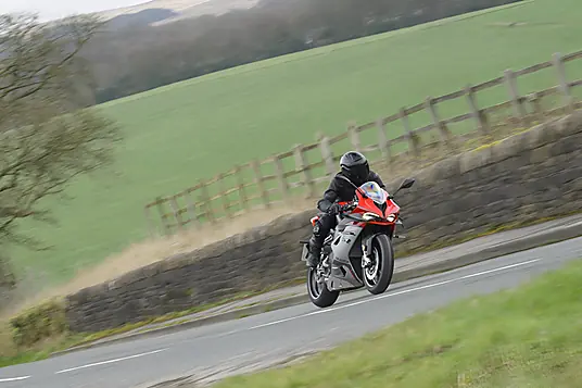 2026 QJMotor SRK 921 RR 921cc