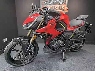 Used 2026 Qjmotor Srk J Red, Black, White - Interior and Exterior details 8