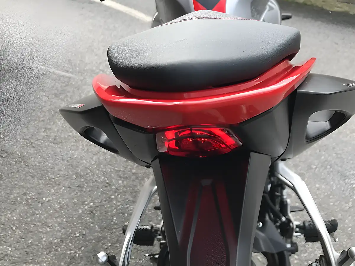 Used 2026 QJMOTOR Srk R Grey - Interior and Exterior details 9