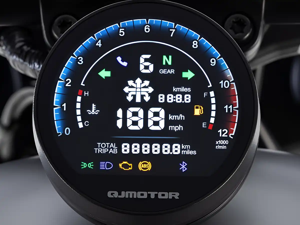 Used 2026 Qjmotor Srv 125 Black - Interior and Exterior details 19