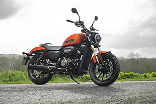 Used 2026 Qjmotor Srv 125 Black - Interior and Exterior details 7