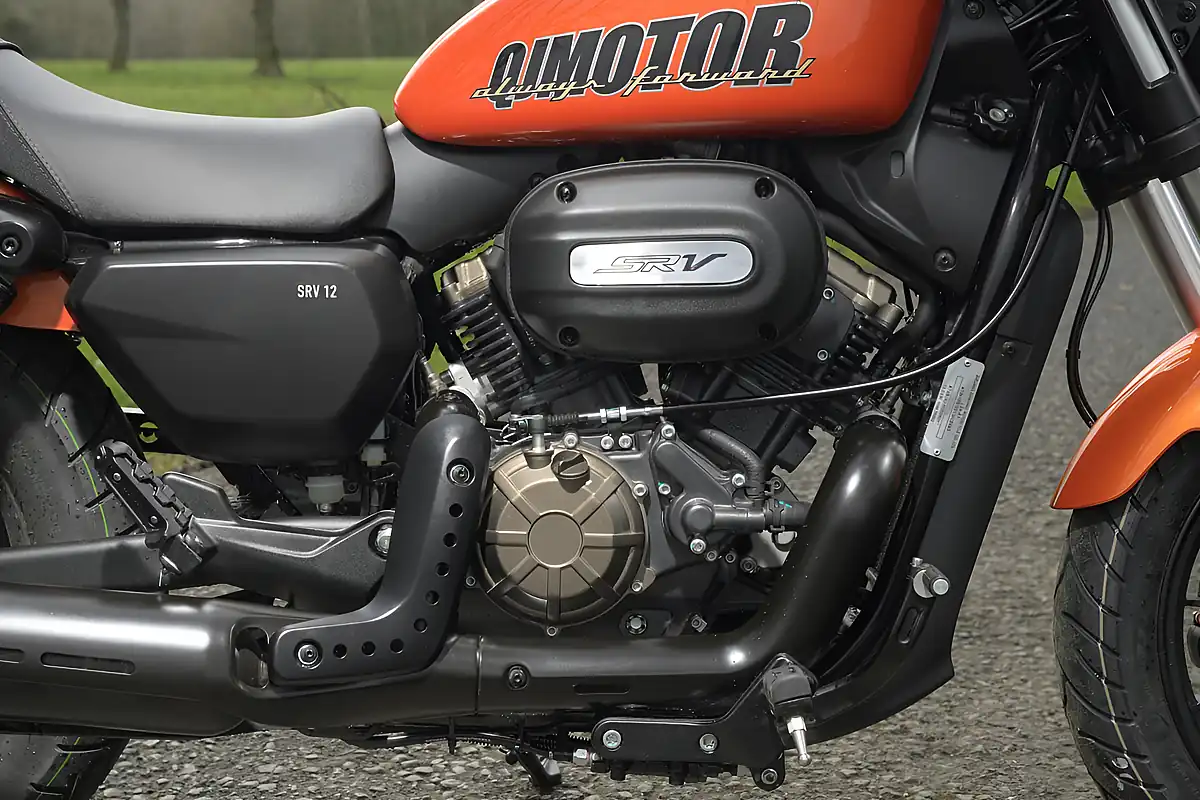 Used 2026 Qjmotor Srv 125 Black - Interior and Exterior details 8