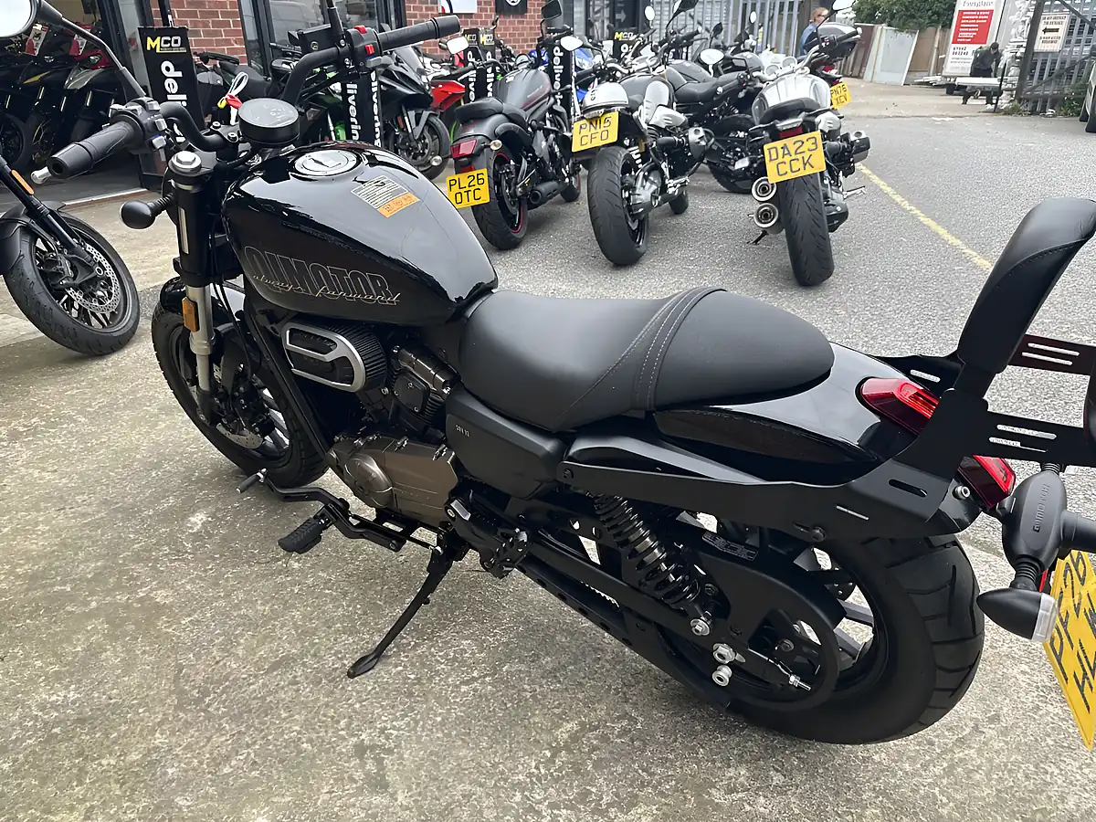 Used 2026 Qjmotor Srv 125 Black - Interior and Exterior details 15