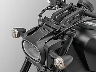 Used 2026 Qjmotor Srv 600 V Matt Black - Interior and Exterior details 3