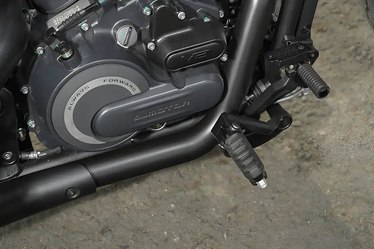 Used 2026 Qjmotor Srv 600 V2 Black - Interior and Exterior details 12