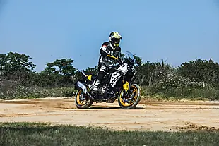 Used 2026 Qjmotor Svt 650 Black/Yellow - Interior and Exterior details 10