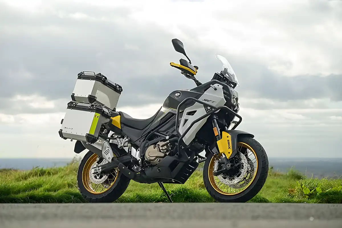 Used 2026 Qjmotor Svt 650 X Black/Yellow - Interior and Exterior details 2