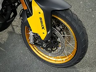 Used 2026 Qjmotor Svt 650 X Black/Yellow - Interior and Exterior details 9