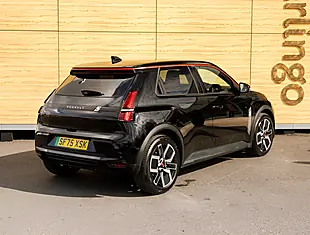 Used 2026 Renault 5 Techno Black - Interior and Exterior details 2